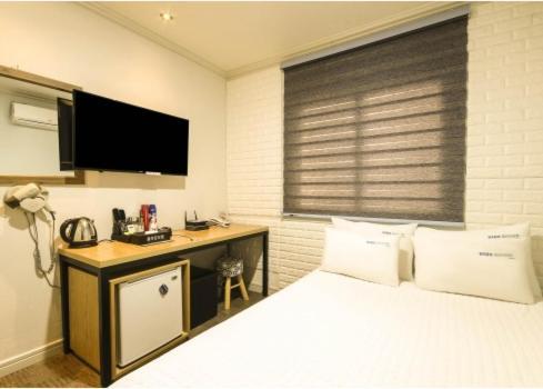 Gwangan Blue Moon Motel Busan Exterior photo